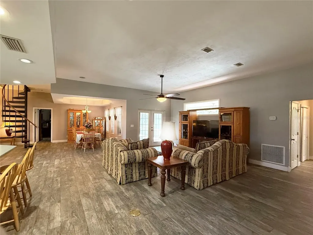 2039 SW State Road 26 Trenton FL 32693