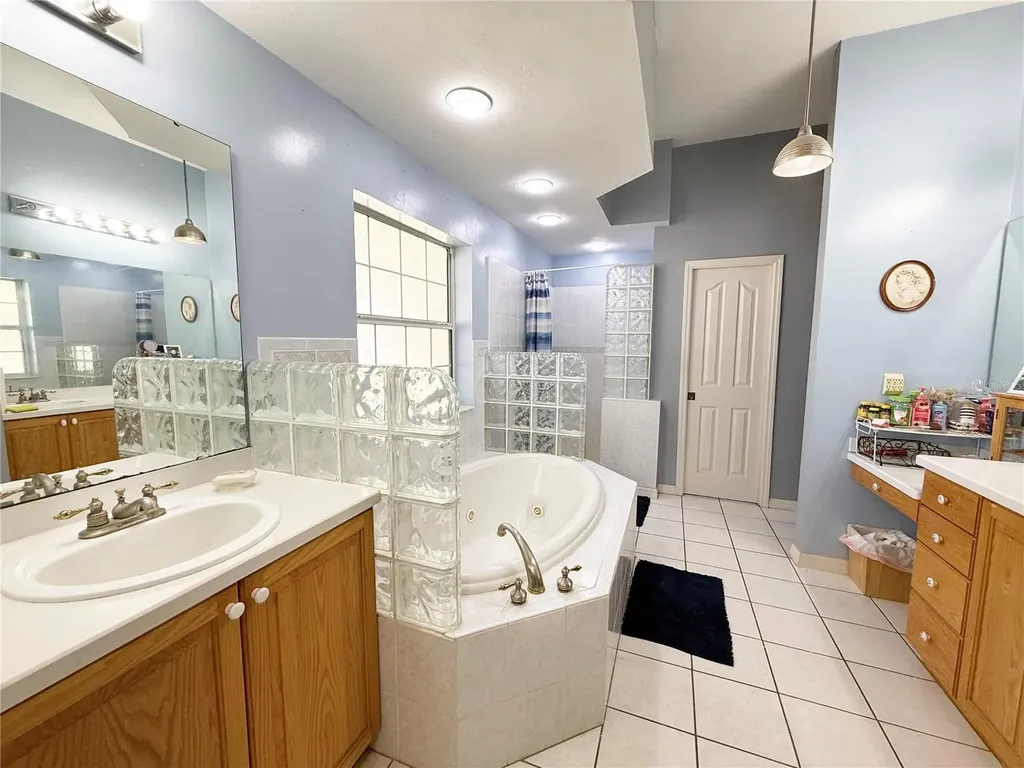 2039 SW State Road 26 Trenton FL 32693