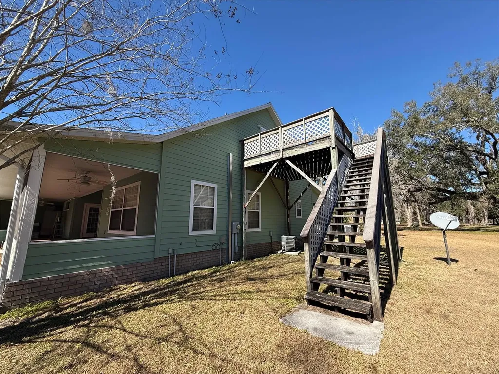2039 SW State Road 26 Trenton FL 32693