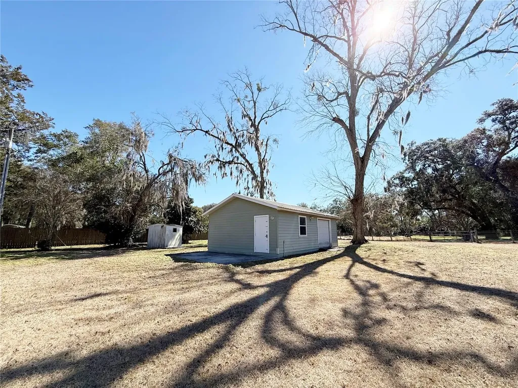 2039 SW State Road 26 Trenton FL 32693
