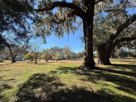 2039 SW State Road 26 Trenton FL 32693