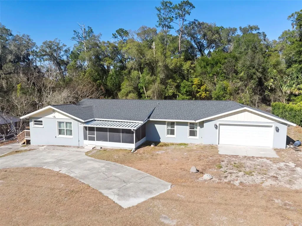 1049 W New York Avenue Orange City FL 32763