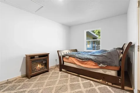 1049 W New York Avenue Orange City FL 32763