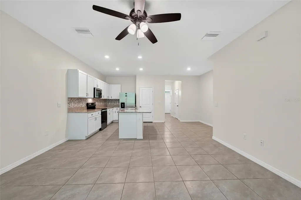 5068 Captain Davis Drive Wimauma FL 33598