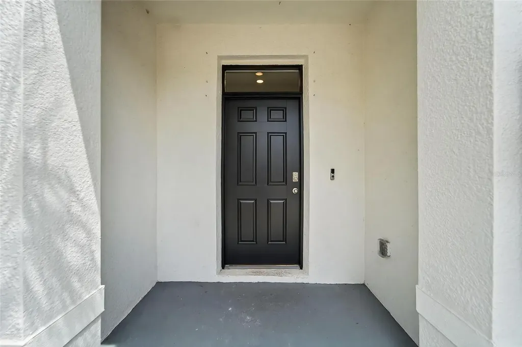 5068 Captain Davis Drive Wimauma FL 33598