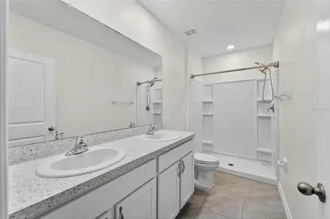 5068 Captain Davis Drive Wimauma FL 33598