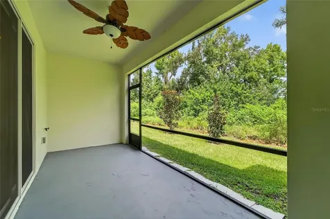 5068 Captain Davis Drive Wimauma FL 33598