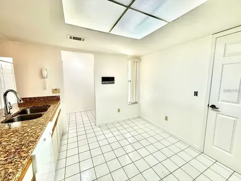 18308 Aintree Court Tampa FL 33647