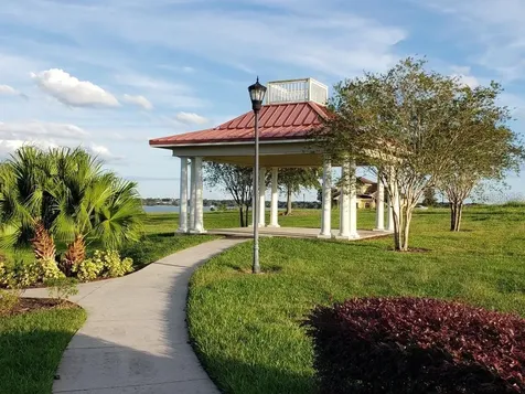 295 Spinnaker Court Auburndale FL 33823