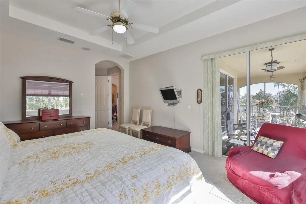 2207 S Pebble Beach Boulevard Sun City Center FL 33573