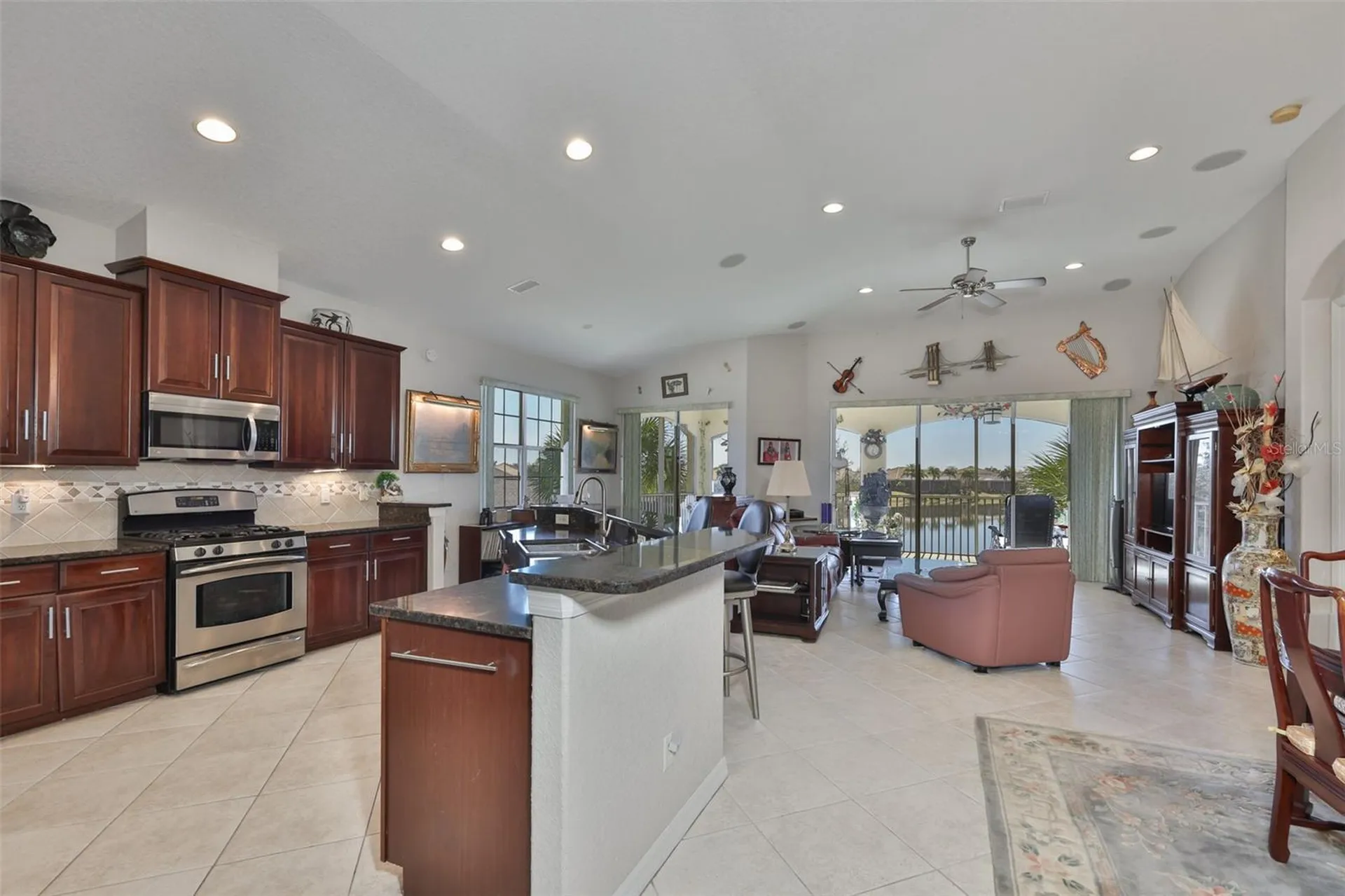 2207 S Pebble Beach Boulevard Sun City Center FL 33573