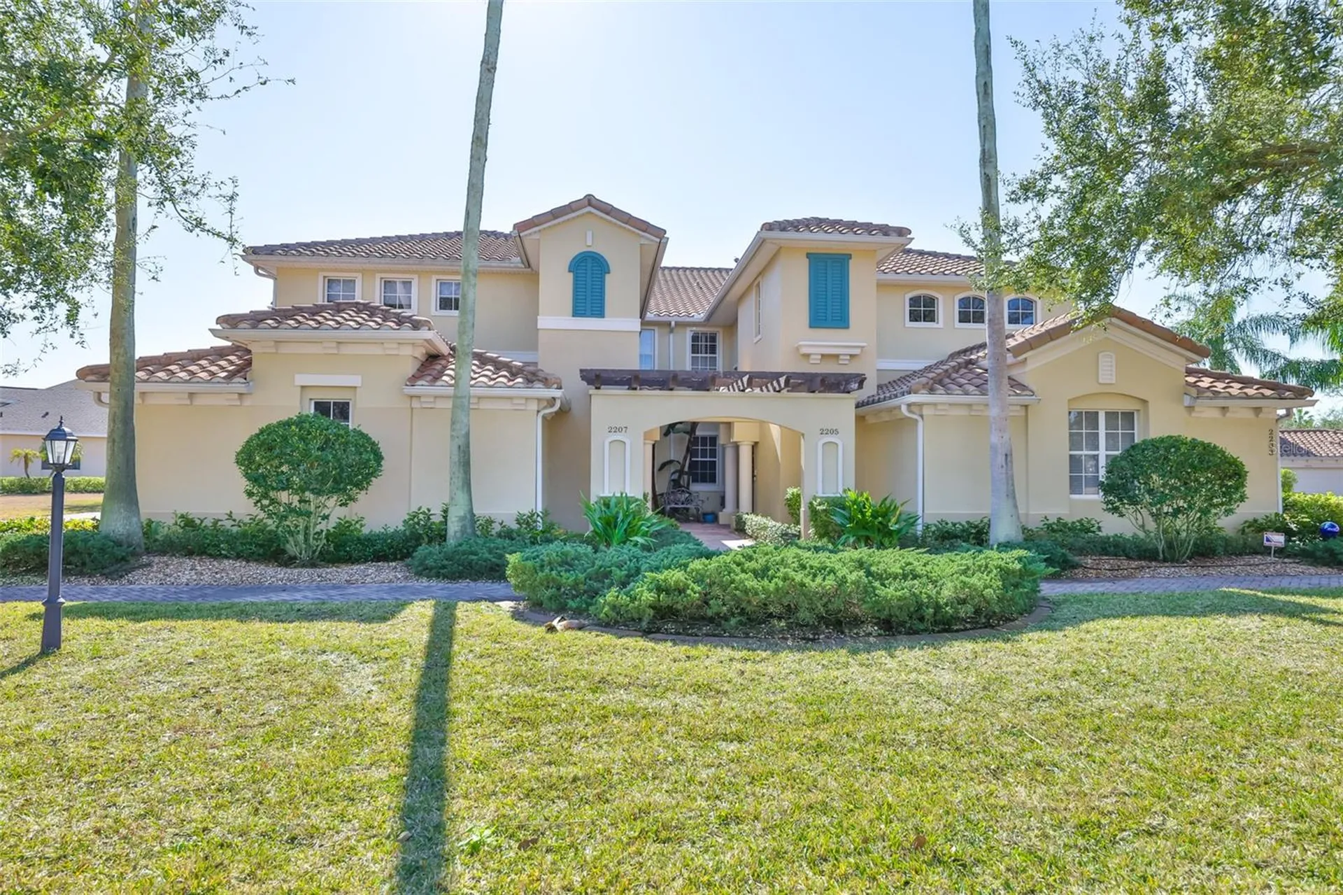 2207 S Pebble Beach Boulevard Sun City Center FL 33573