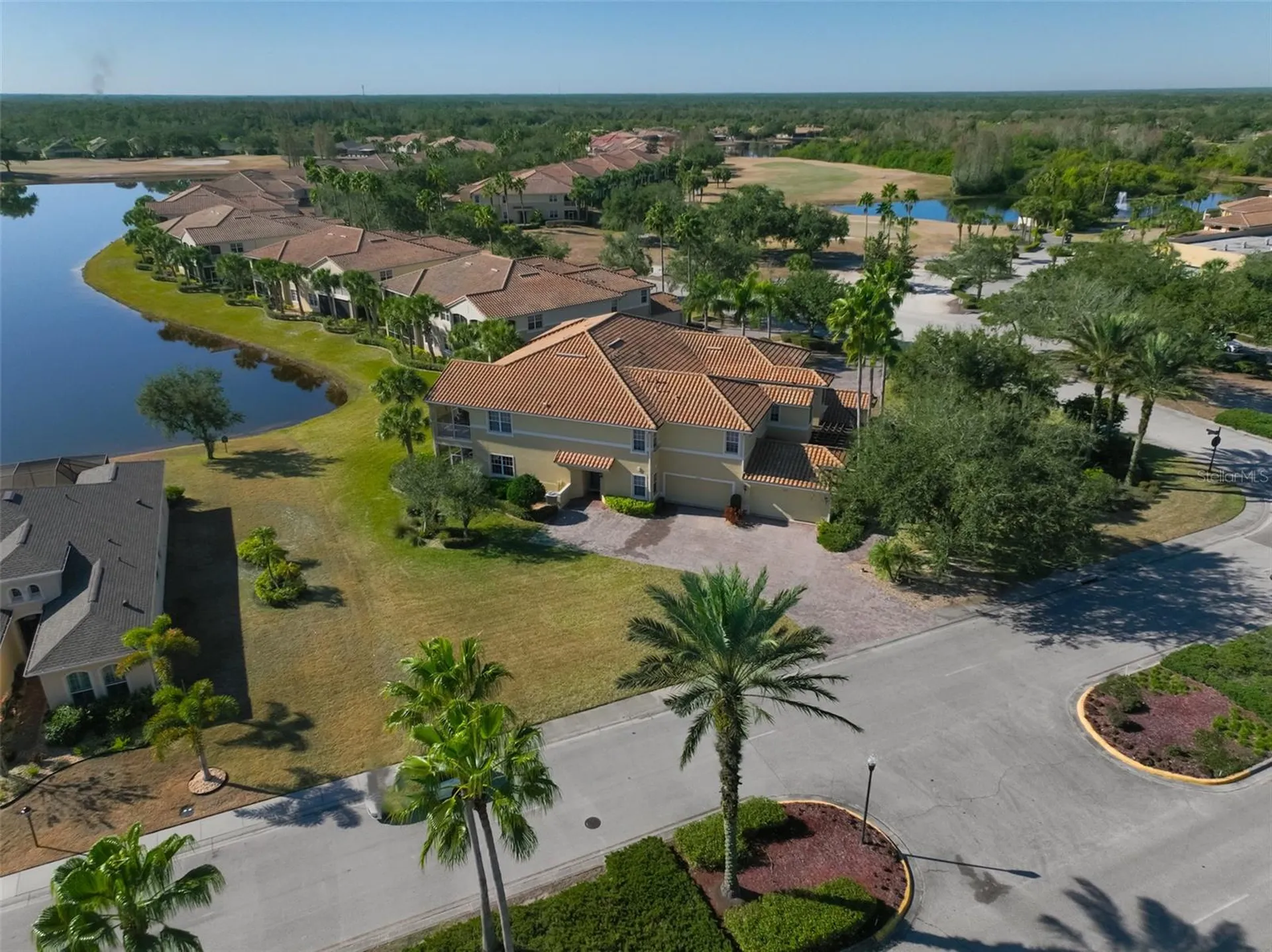 2207 S Pebble Beach Boulevard Sun City Center FL 33573