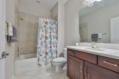 2207 S Pebble Beach Boulevard Sun City Center FL 33573
