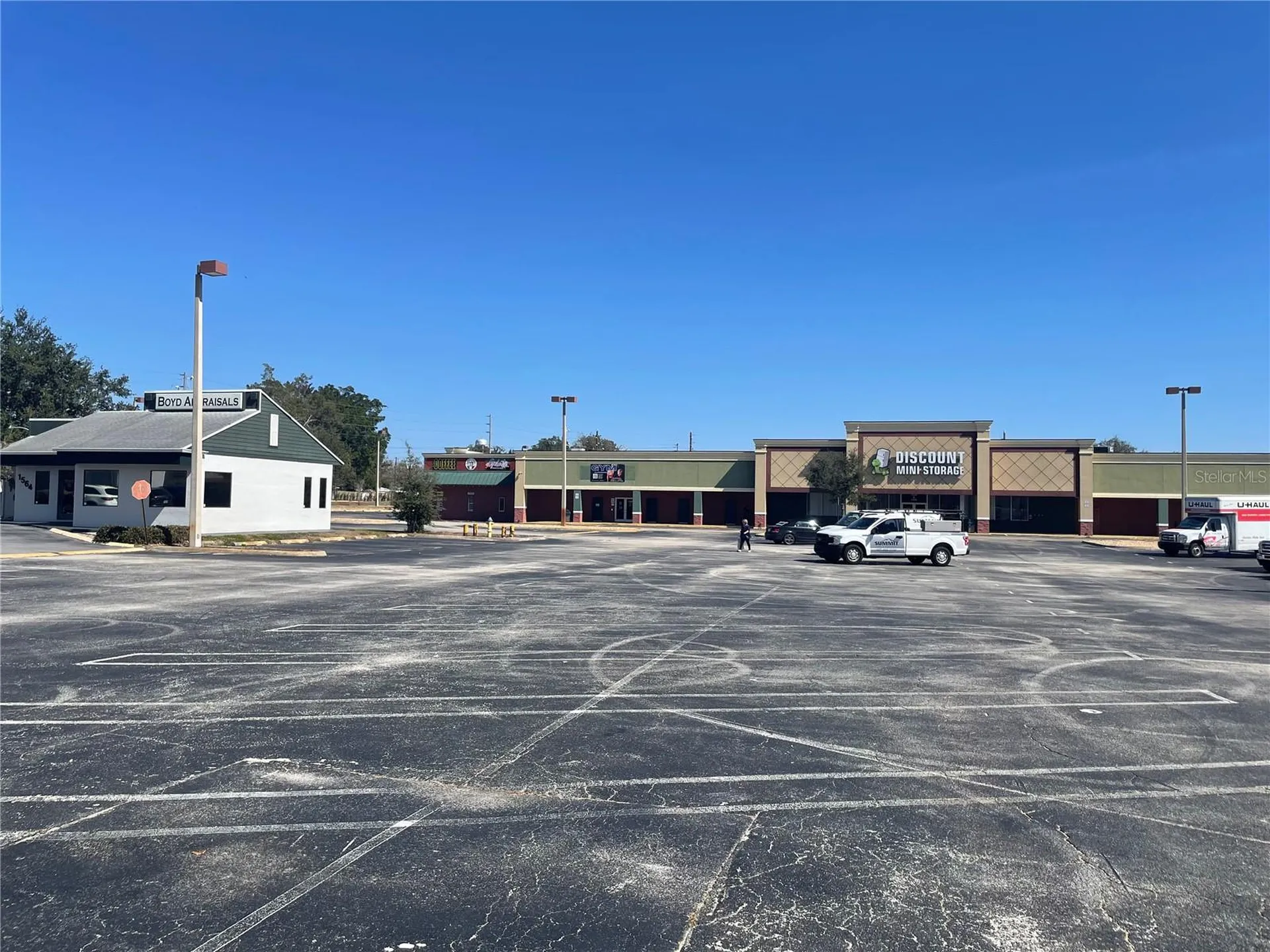 1568 Lakeview Drive Sebring FL 33870