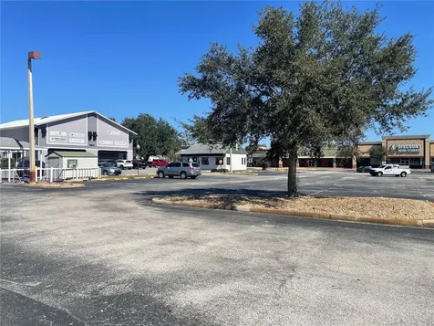 1568 Lakeview Drive Sebring FL 33870