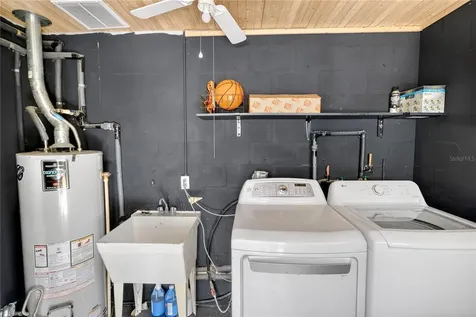 3321 NW 28th Place Gainesville FL 32605