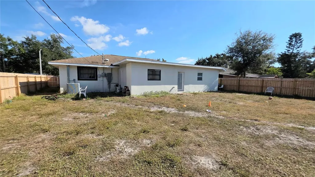 2804 4th Street E Bradenton FL 34208