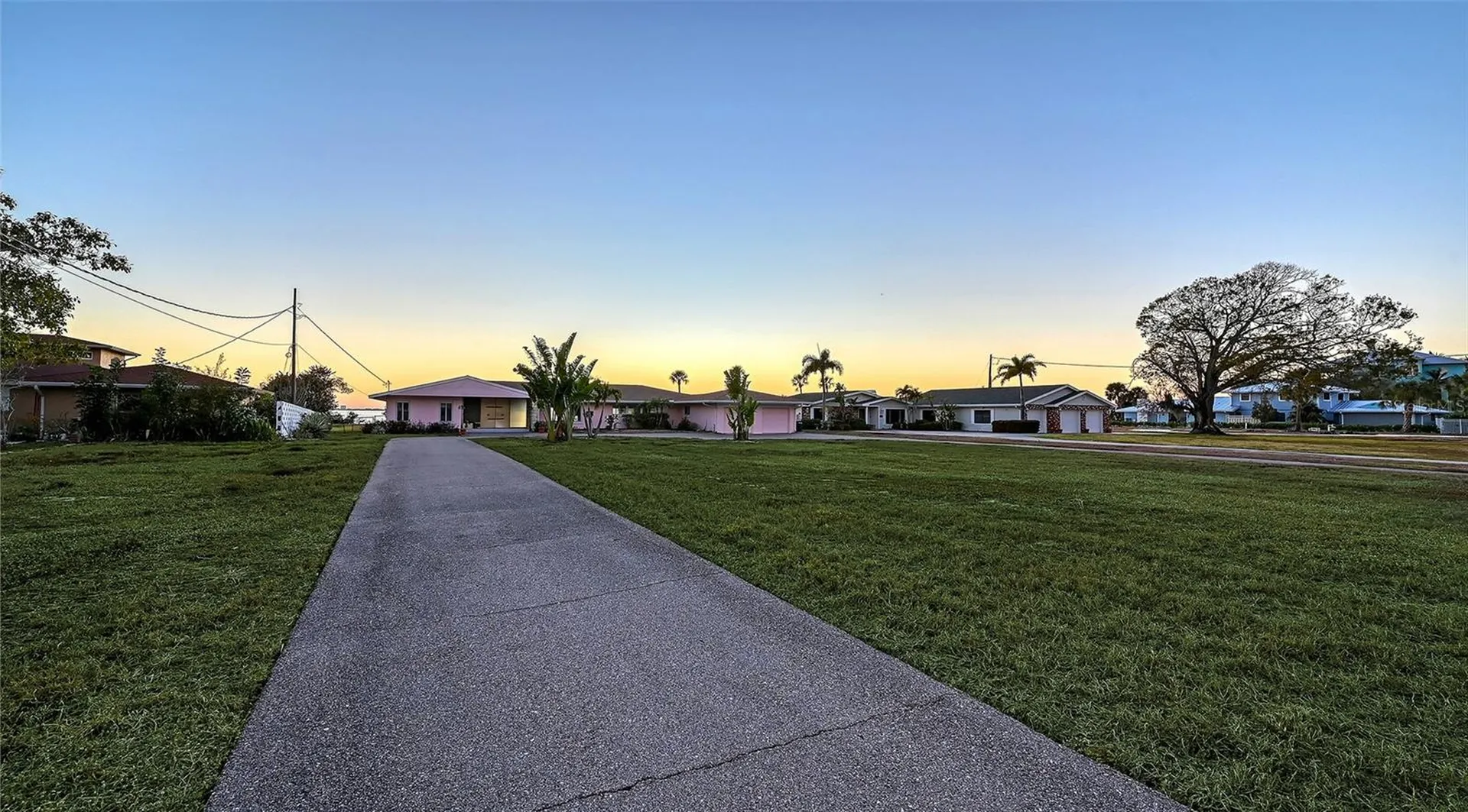 7322 Westmoreland Drive Sarasota FL 34243