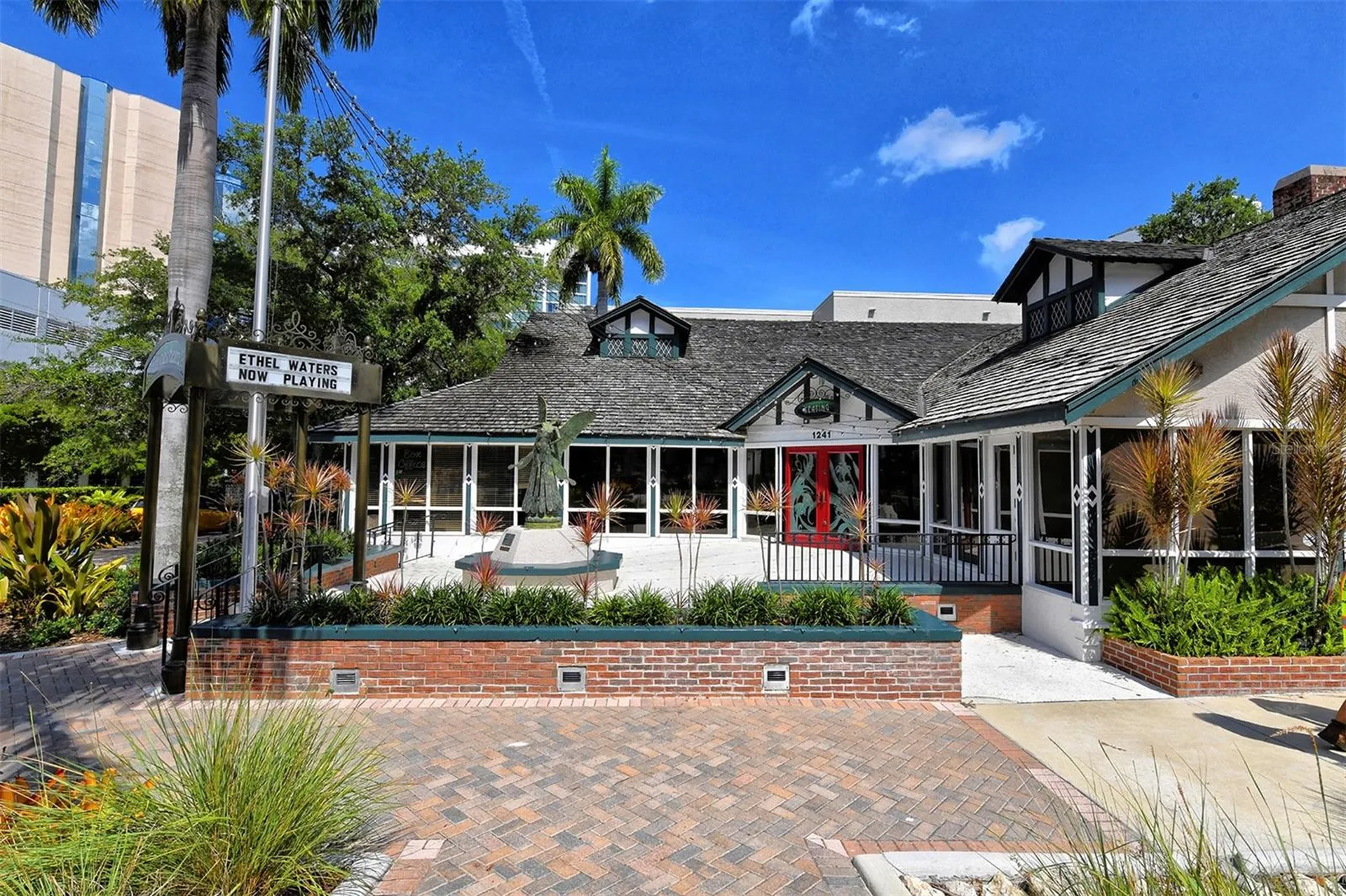 7322 Westmoreland Drive Sarasota FL 34243