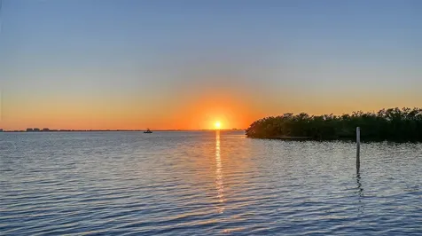 7322 Westmoreland Drive Sarasota FL 34243