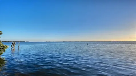 7322 Westmoreland Drive Sarasota FL 34243