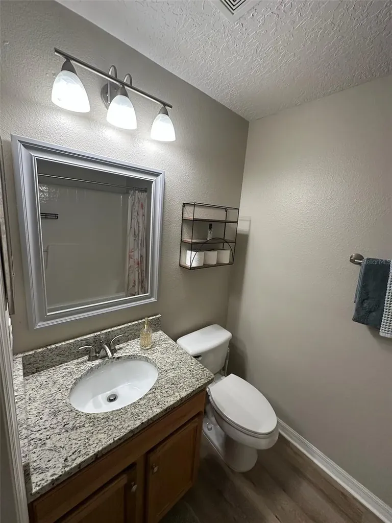 1346 Dunbarton Court Kissimmee FL 34758