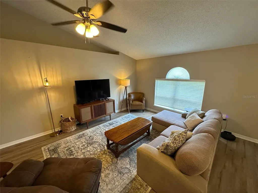 1346 Dunbarton Court Kissimmee FL 34758