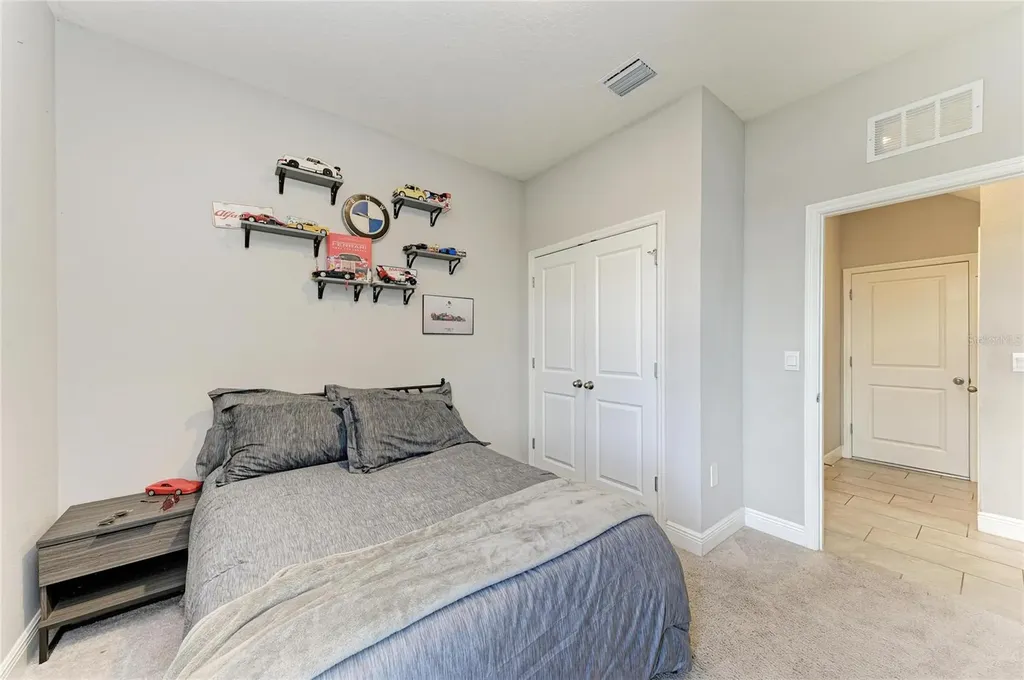 5238 Grove Mill Loop Bradenton FL 34211