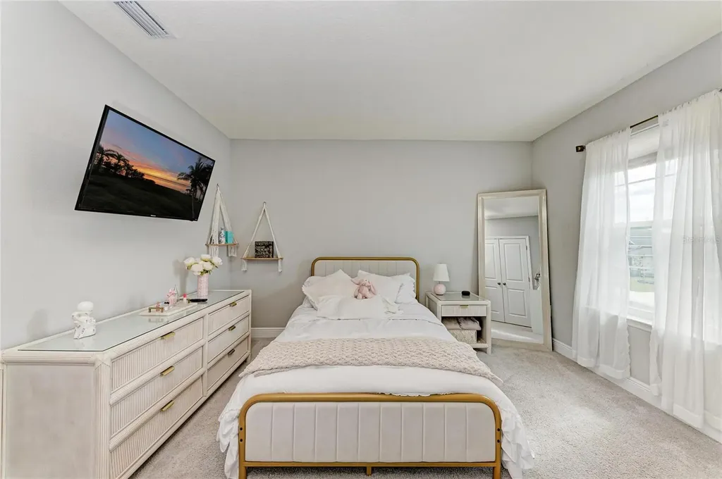 5238 Grove Mill Loop Bradenton FL 34211