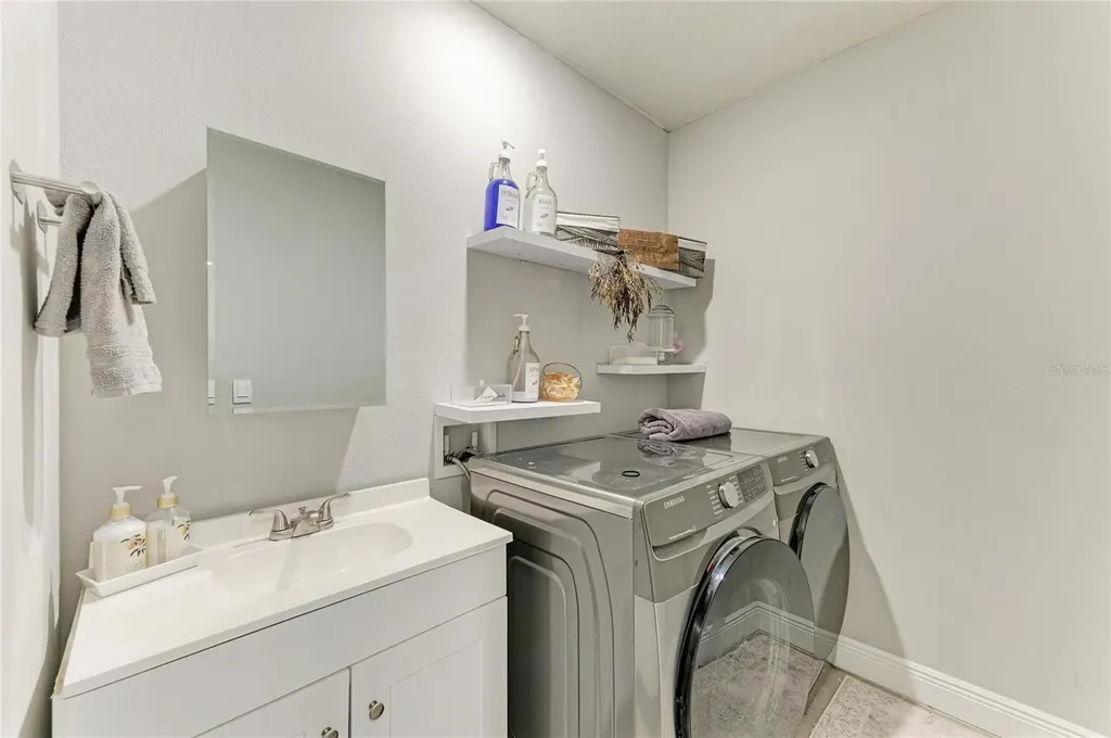 5238 Grove Mill Loop Bradenton FL 34211