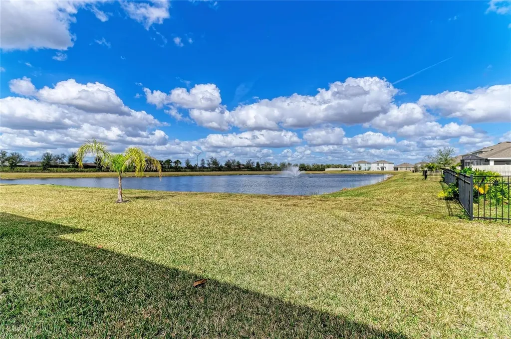 5238 Grove Mill Loop Bradenton FL 34211
