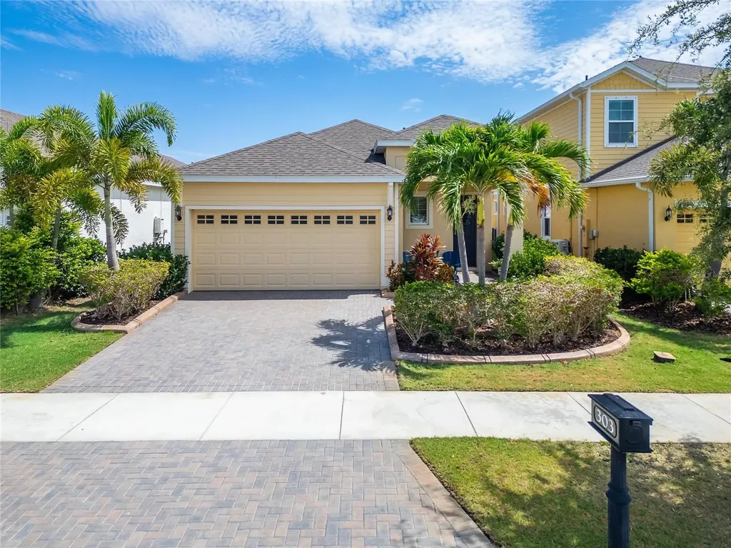 303 Blackrock Lane Apollo Beach FL 33572