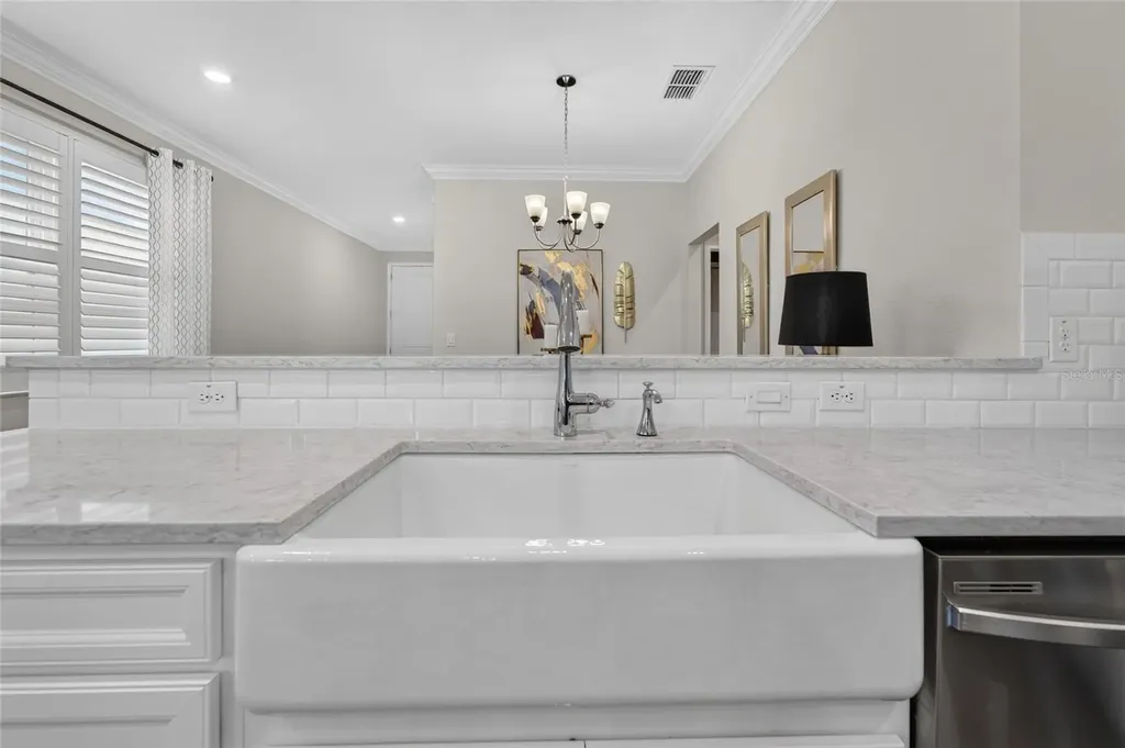 303 Blackrock Lane Apollo Beach FL 33572