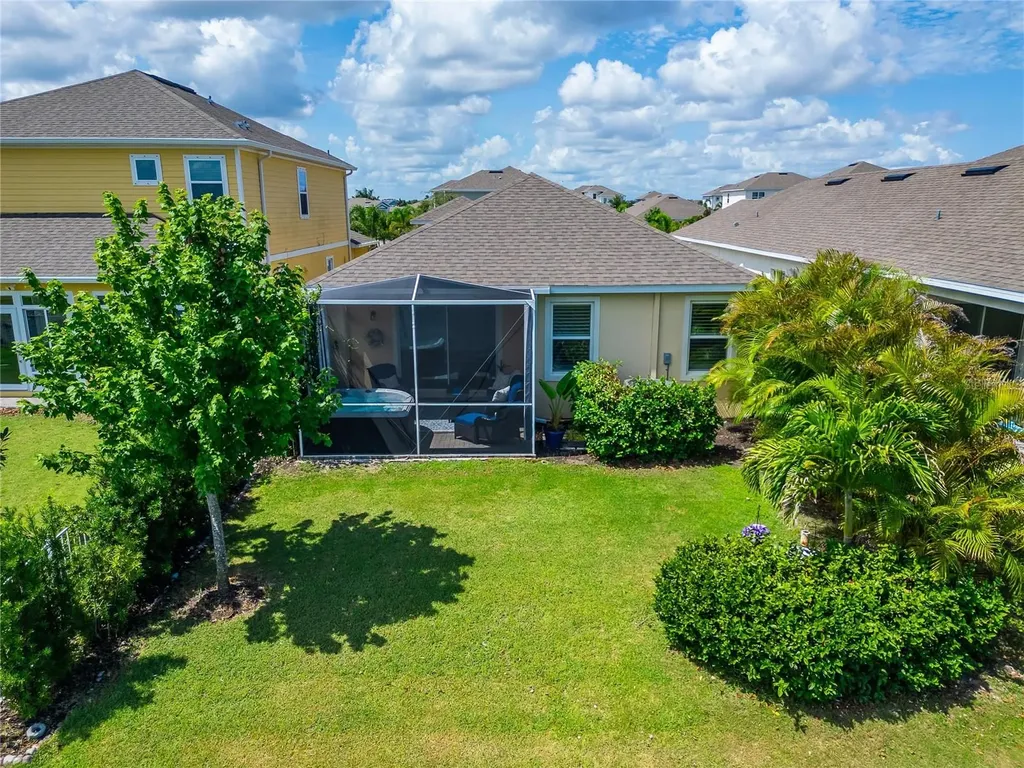303 Blackrock Lane Apollo Beach FL 33572