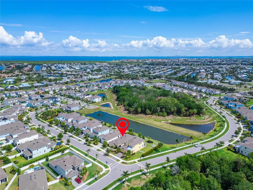 303 Blackrock Lane Apollo Beach FL 33572