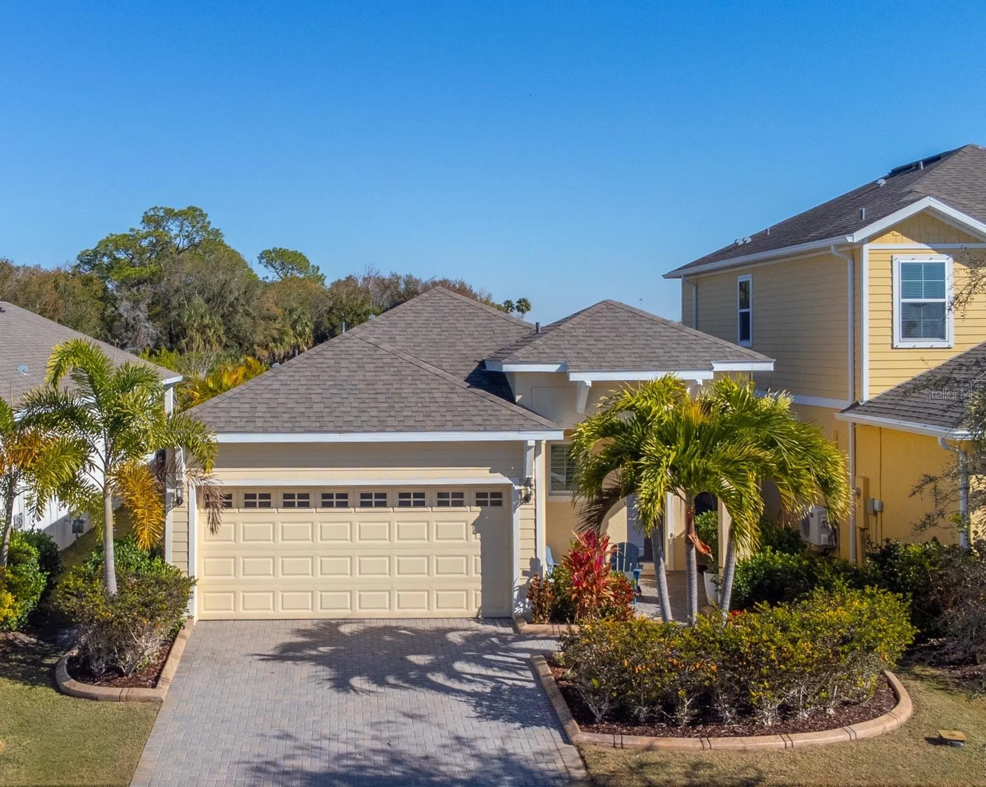 303 Blackrock Lane Apollo Beach FL 33572