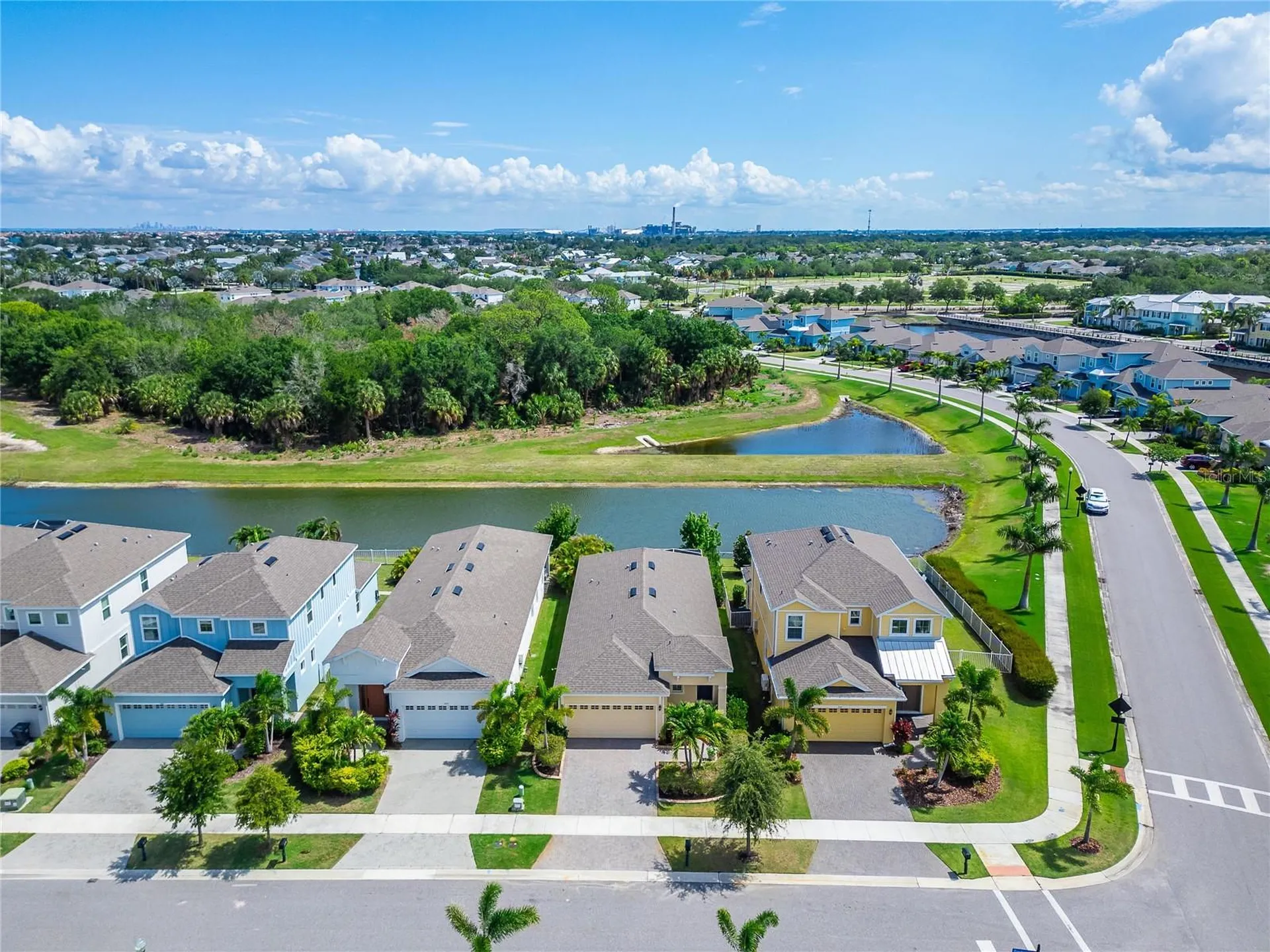 303 Blackrock Lane Apollo Beach FL 33572