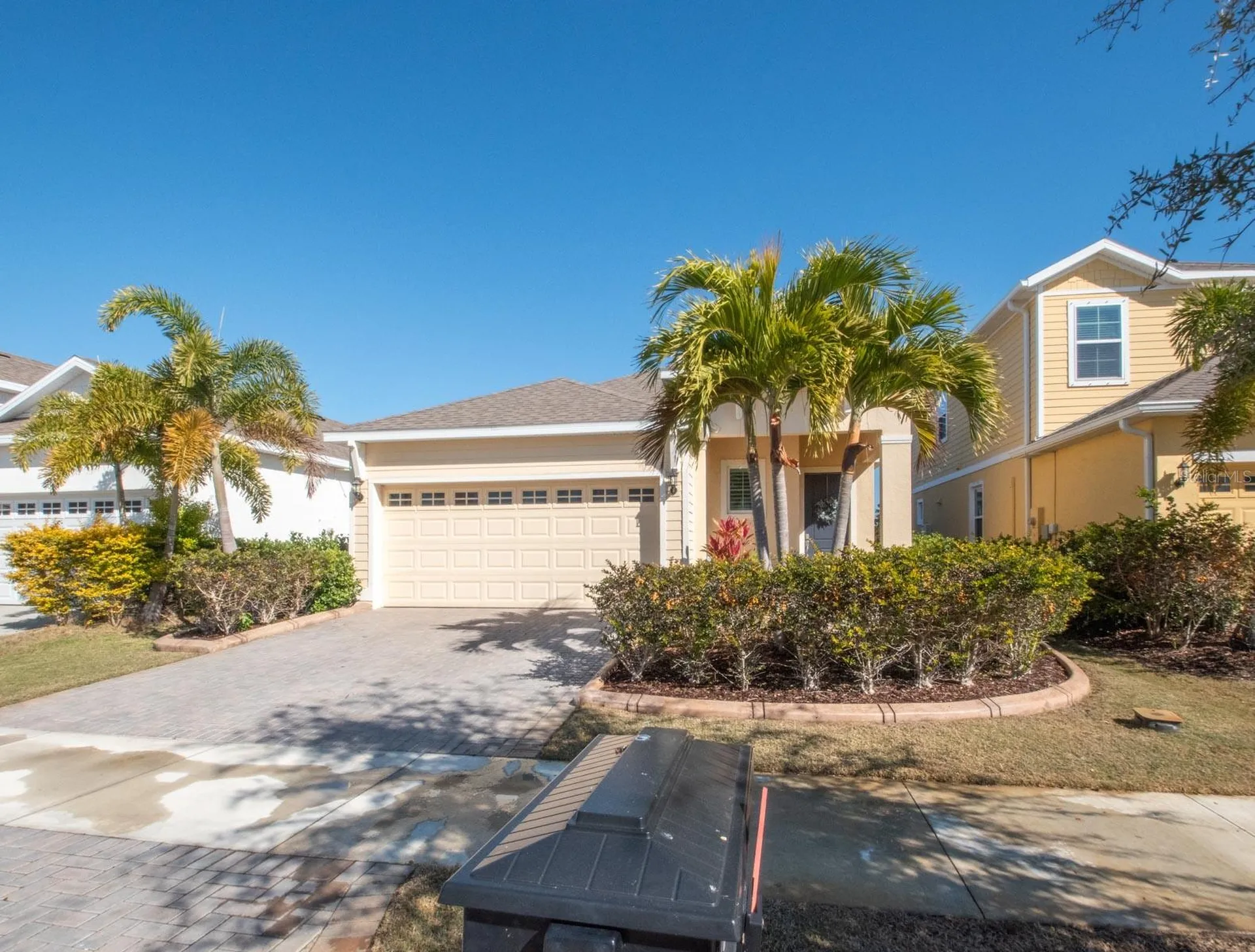 303 Blackrock Lane Apollo Beach FL 33572