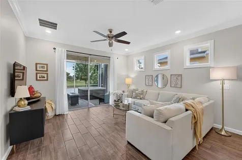 303 Blackrock Lane Apollo Beach FL 33572