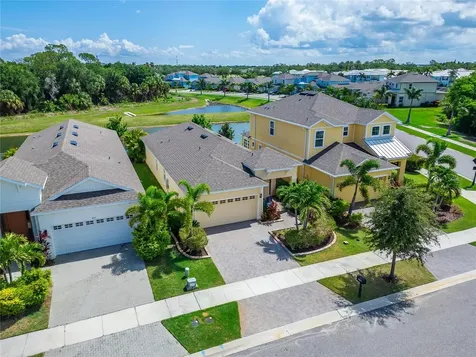 303 Blackrock Lane Apollo Beach FL 33572