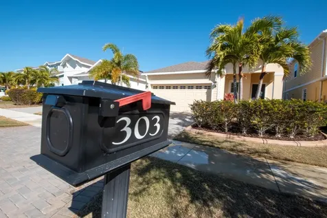 303 Blackrock Lane Apollo Beach FL 33572