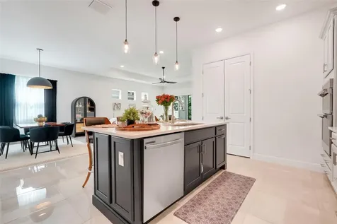1990 Wallingford Loop Mount Dora FL 32757