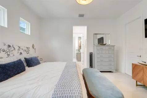 1990 Wallingford Loop Mount Dora FL 32757