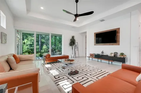 1990 Wallingford Loop Mount Dora FL 32757
