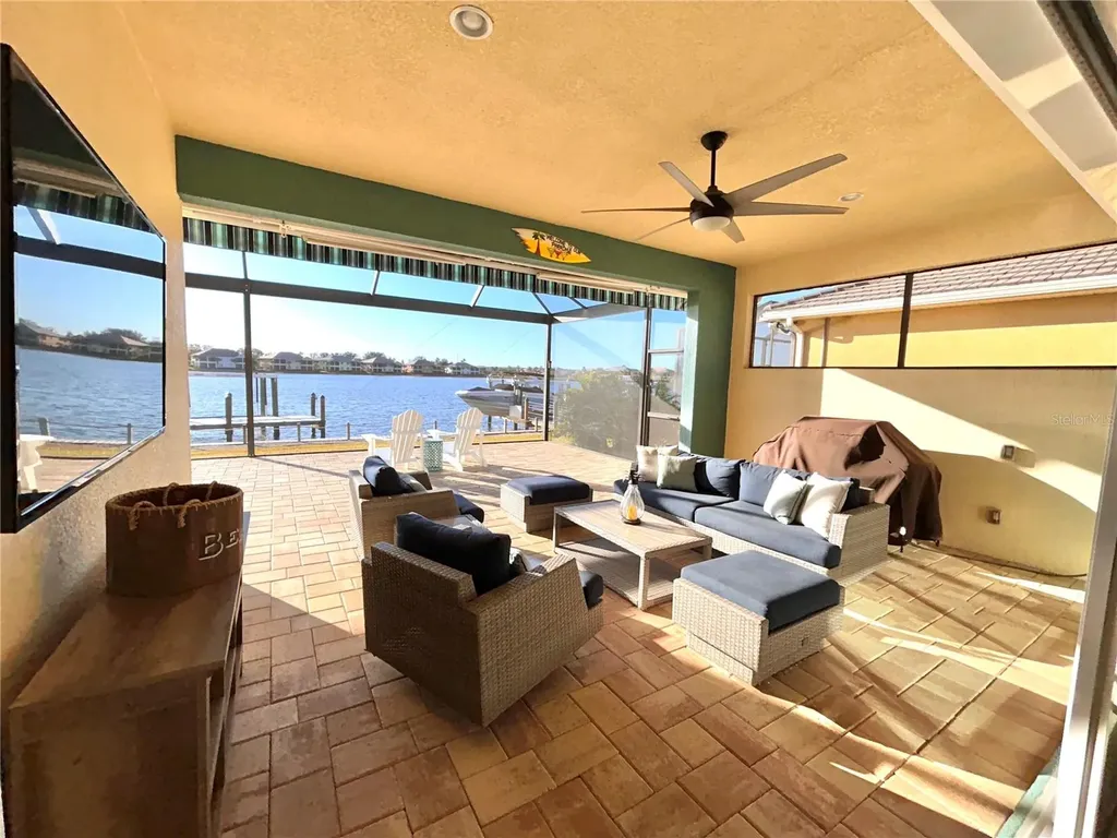 1022 Overlook Court Bradenton FL 34208