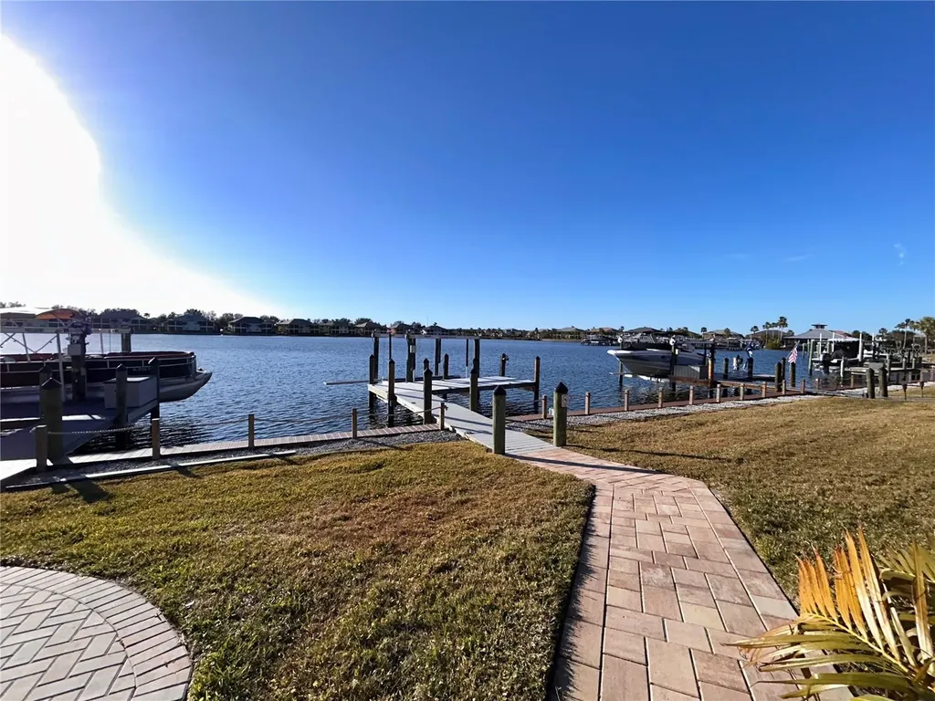 1022 Overlook Court Bradenton FL 34208