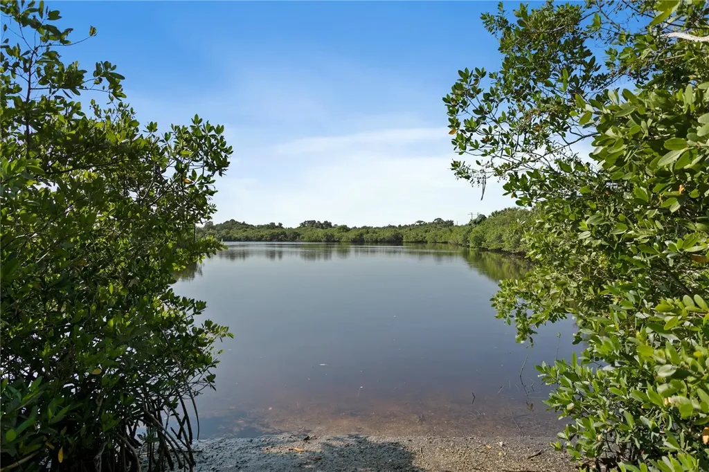 1022 Overlook Court Bradenton FL 34208