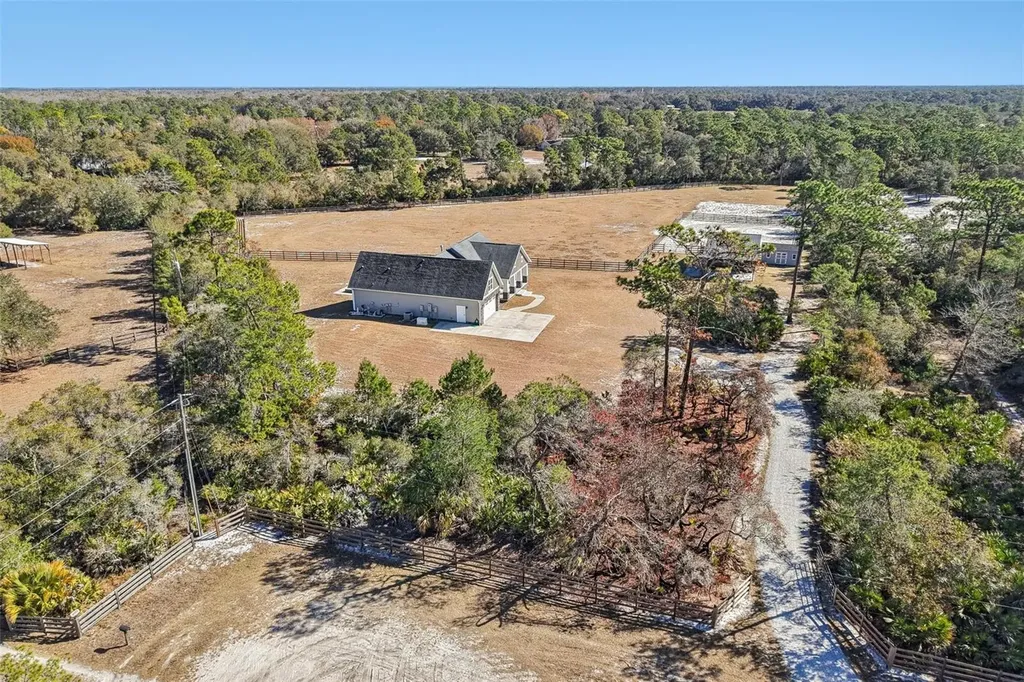 2537 Buck Knife Court Chuluota FL 32766