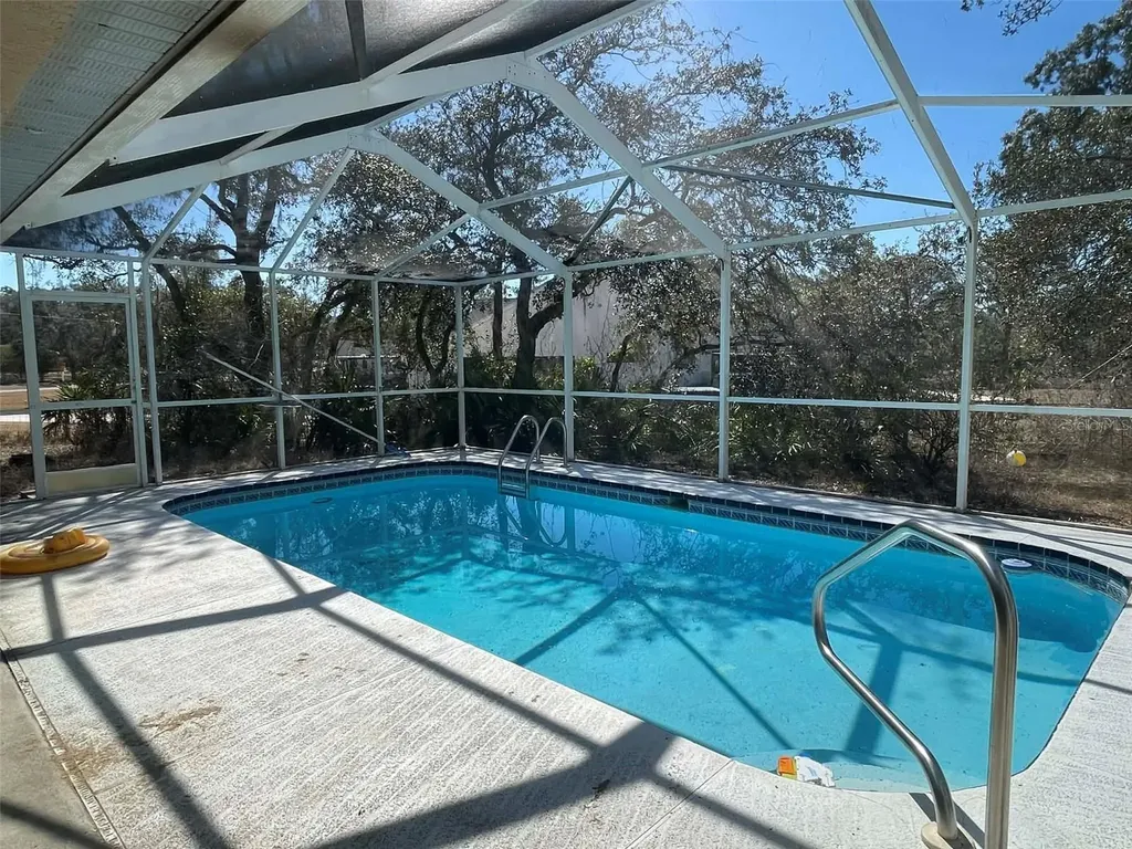 11242 Mirage Avenue Weeki Wachee FL 34614